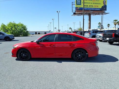 Used 2023 Honda Civic Sport image 5