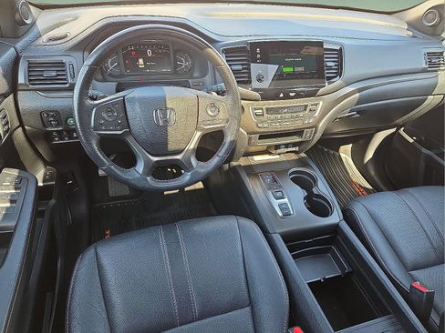 Used 2023 Honda Passport TrailSport image 6