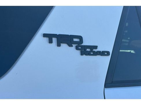 Used 2019 Toyota 4Runner TRD Off-Road Premium image 7