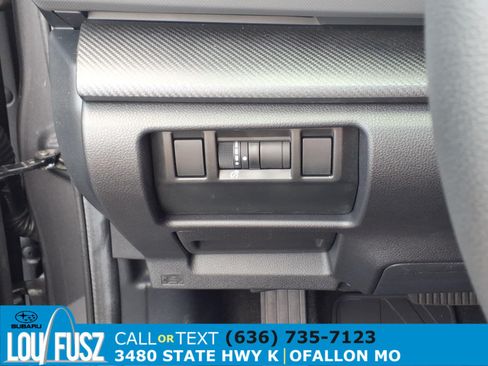 Used 2026 Subaru Crosstrek 2.5i Limited AWD/4WD image 21