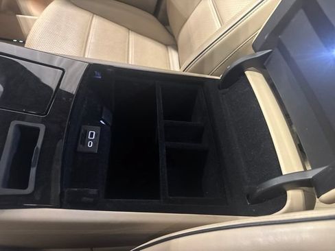 Used 2023 Cadillac Escalade ESV Premium Luxury w/ Performance Package AWD/4WD image 11