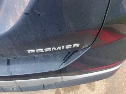 Used 2020 Chevrolet Equinox Premier FWD image 5