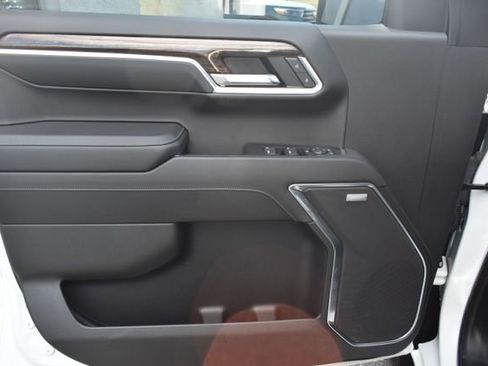 Used 2022 GMC Sierra 1500 Elevation w/ Elevation Premium Package image 19