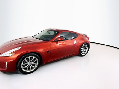 Used 2013 Nissan 370Z Touring w/ Aerodynamics Pkg image 3