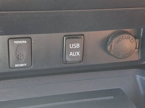 Used 2017 Toyota Tundra 1794 Edition AWD/4WD image 24
