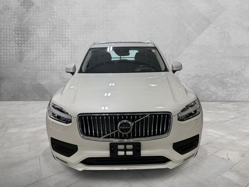 Used 2022 Volvo XC90 T6 Momentum w/ Advanced Package AWD/4WD image 2