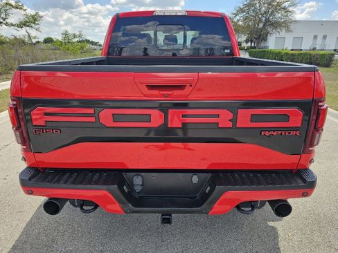 Used 2019 Ford F150 Raptor w/ Equipment Group 802A Luxury image 5