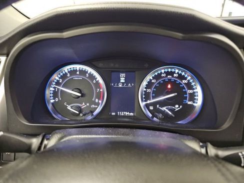 Used 2014 Toyota Highlander Limited image 21