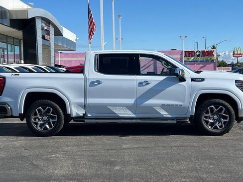 New 2026 GMC Sierra 1500 SLT w/ SLT Premium Plus Package AWD/4WD image 3
