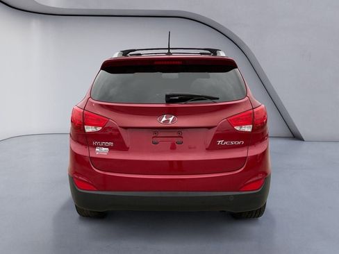 Used 2013 Hyundai Tucson GLS image 4