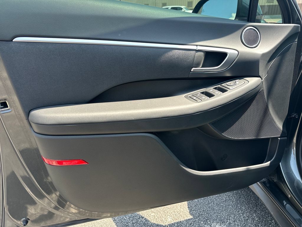 New 2026 Hyundai Sonata SE FWD image 19