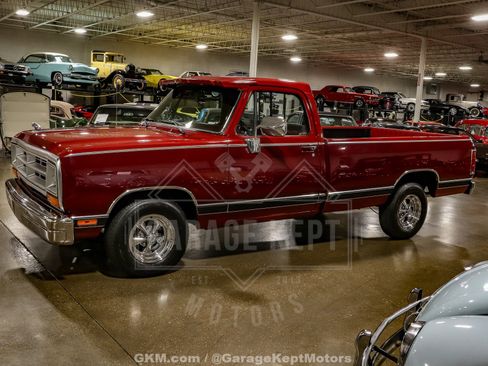Used 1989 Dodge D/W Truck 150 image 9