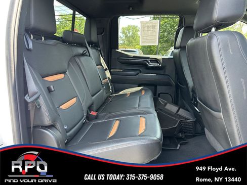 Used 2024 GMC Sierra 1500 AT4 w/ AT4 Preferred Package AWD/4WD image 36