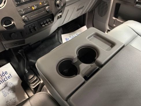 Used 2015 Ford F550 4x4 Regular Cab Super Duty image 14