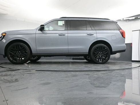 New 2026 Ford Expedition Platinum w/ Stealth Performance Package image 27