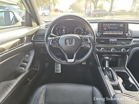 Used 2018 Honda Accord Sport image 13