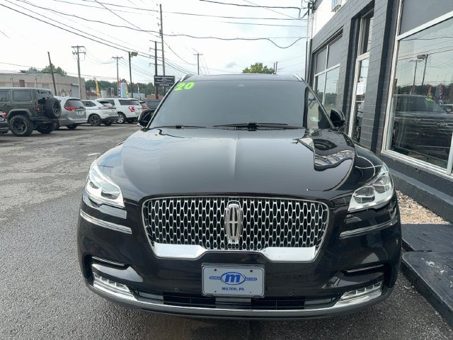Used 2020 Lincoln Aviator Reserve w/ Equipment Group 201A AWD/4WD image 2