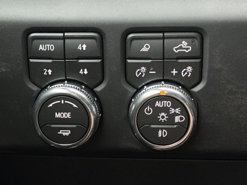 New 2026 GMC Sierra 1500 AT4X w/ LPO, Black Badging Package AWD/4WD image 24