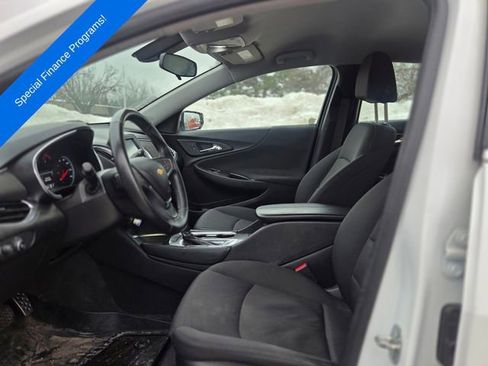 Used 2016 Chevrolet Malibu LT image 13