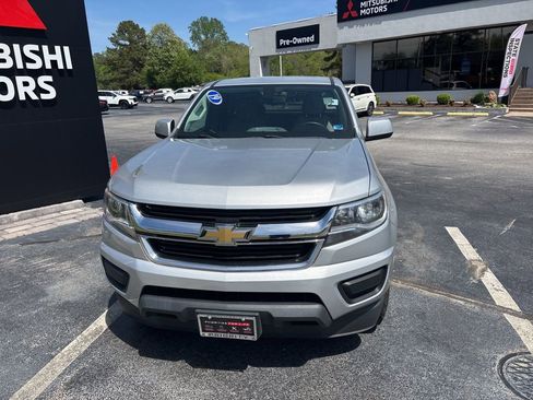 Used 2019 Chevrolet Colorado W/T w/ WT Convenience Package image 3