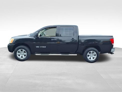 Used 2009 Nissan Titan XE w/ XE Popular Equipment Pkg AWD/4WD image 22
