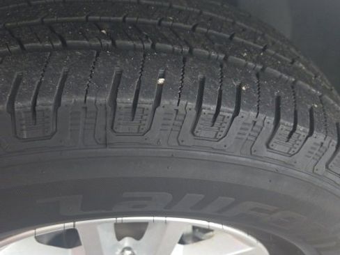 Used 2018 Nissan Frontier SV w/ Value Truck Package image 7