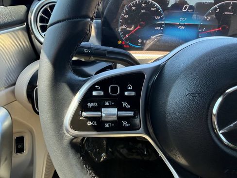 Used 2022 Mercedes-Benz A 220 image 21