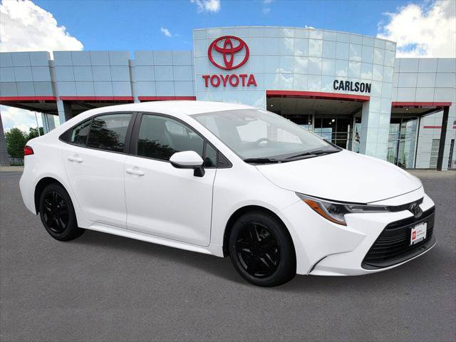Certified 2025 Toyota Corolla LE FWD image 2
