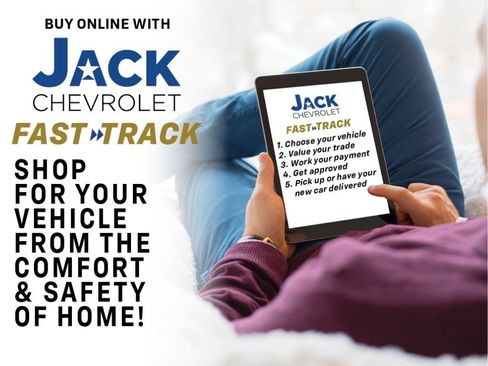 Used 2018 Chevrolet Silverado 1500 Custom w/ Custom Value Package AWD/4WD image 10