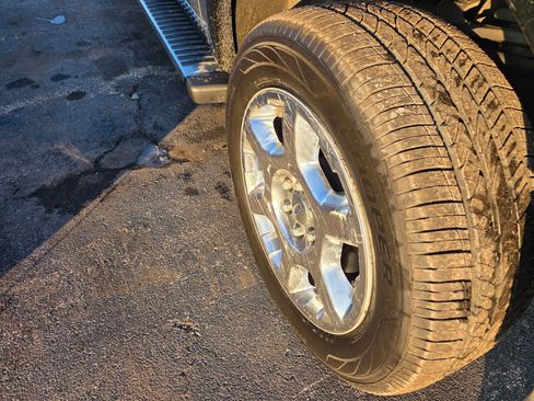 Used 2013 Ford F150 Lariat w/ Luxury Equipment Group image 27