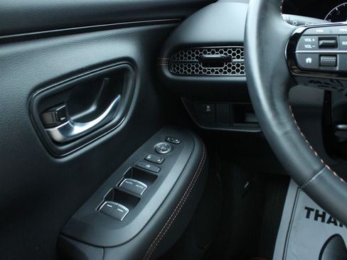 Used 2025 Honda HR-V Sport image 23