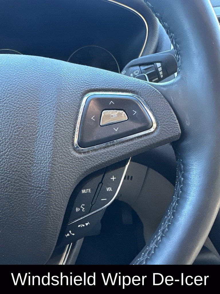 Used 2018 Lincoln MKC Select w/ Select Plus Package AWD/4WD image 18