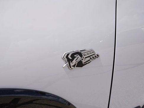 New 2026 RAM 1500 Laramie AWD/4WD image 11