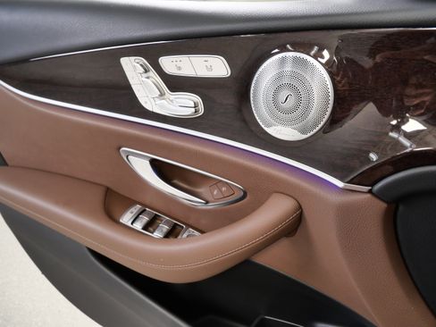 Used 2020 Mercedes-Benz E 350 4MATIC Sedan image 30