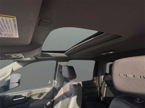 Used 2023 GMC Sierra 2500 Denali w/ Denali Black Diamond Edition image 35