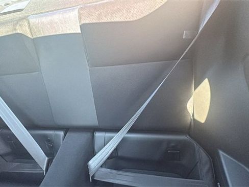 New 2025 Toyota GR86 Premium image 20