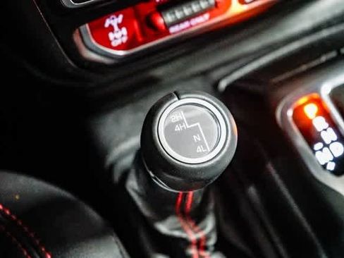 Used 2020 Jeep Gladiator Rubicon image 22