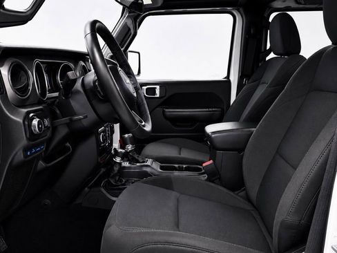 Used 2023 Jeep Wrangler Unlimited w/ Cold Weather Group AWD/4WD image 14