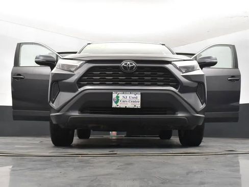 Used 2024 Toyota RAV4 XLE image 11