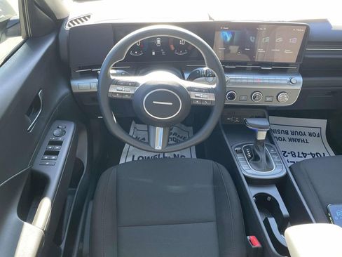 New 2026 Hyundai Kona SE image 11