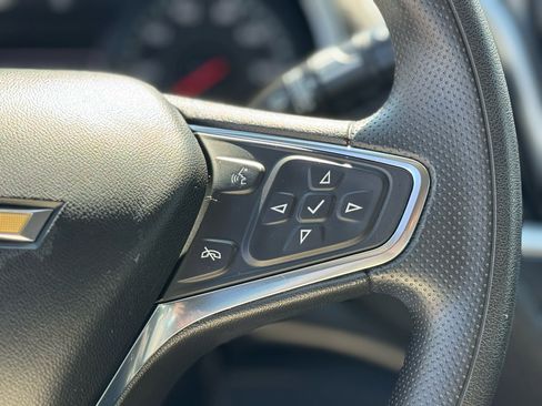 Used 2023 Chevrolet Malibu LT image 12