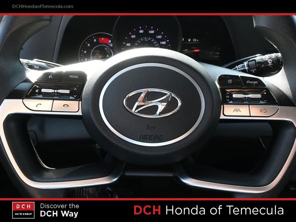 Used 2023 Hyundai Elantra SEL FWD image 9