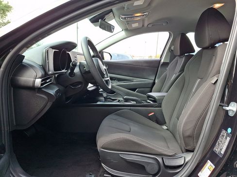 Used 2023 Hyundai Elantra SEL FWD image 23