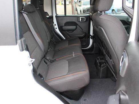 Used 2023 Jeep Gladiator Mojave w/ Cold Weather Group AWD/4WD image 45