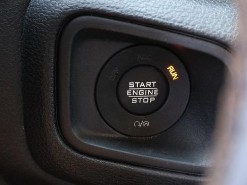 Used 2024 Jeep Wrangler Unlimited AWD/4WD image 14