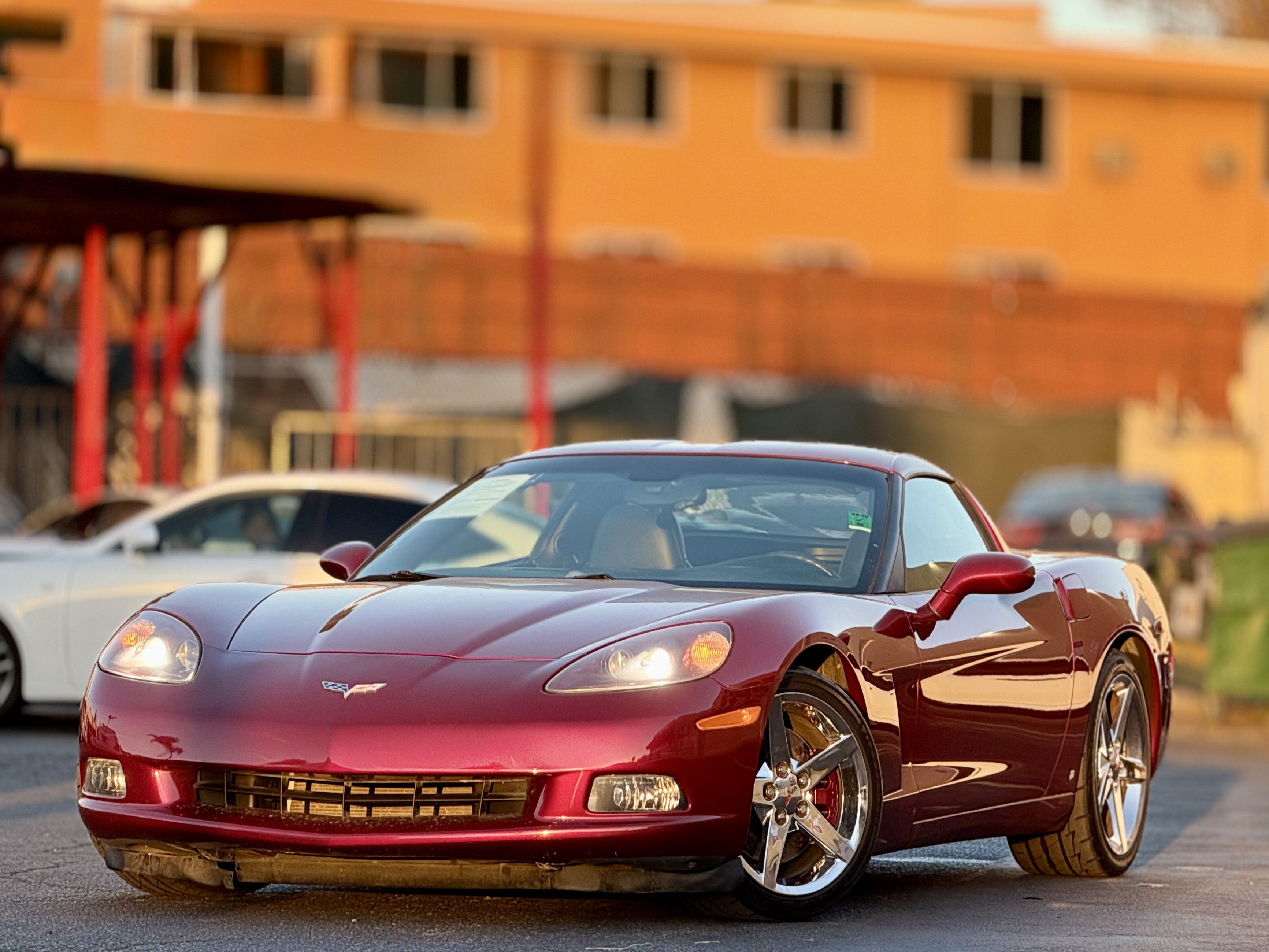Used 2007 Chevrolet Corvette Coupe w/ Performance Package RWD image 1