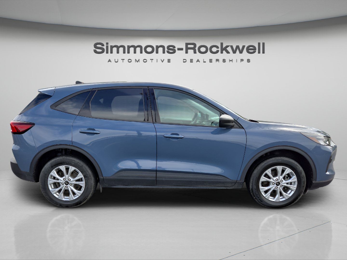 Used 2025 Ford Escape Active AWD/4WD image 6