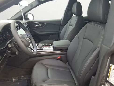 New 2026 Audi Q8 Premium image 12