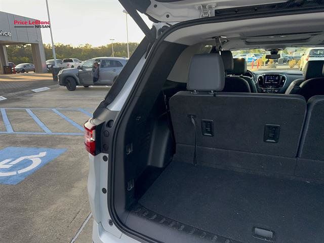 Used 2020 Chevrolet Traverse Premier FWD image 22