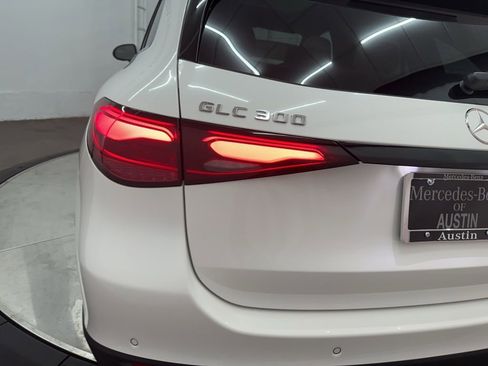 New 2026 Mercedes-Benz GLC 300 image 29